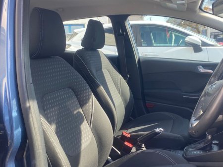 2019 Ford Fiesta - thumbnail 26