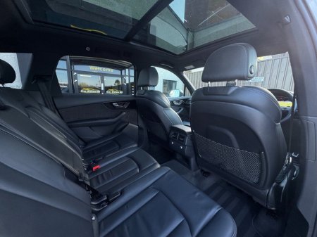 2019 Audi Q7 - thumbnail 11