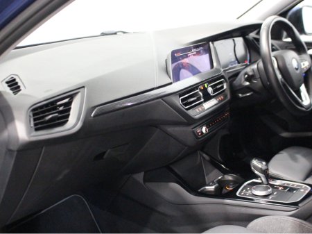 2021 BMW 1 Series - thumbnail 26