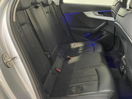 2019 Audi A4 - thumbnail 2