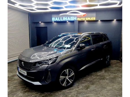 2023 Peugeot 5008 - thumbnail 16