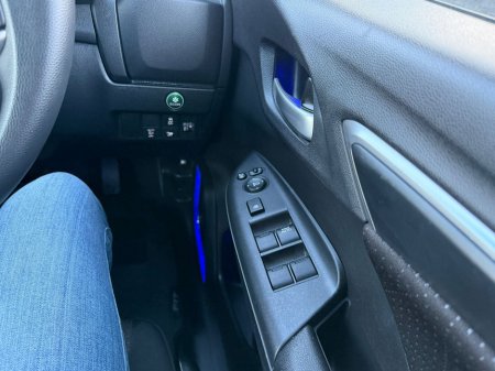 2015 Honda Fit  €9,495 thumbnail