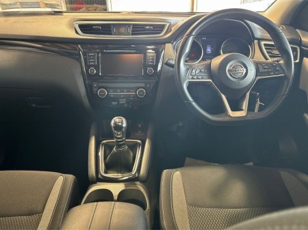 2020 Nissan Qashqai - thumbnail 3