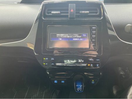 2022 Toyota Prius - thumbnail 15