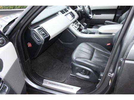 2016 Land Rover Range Rover Sport HSE DYN V6 306HP 5DR A €29,950 thumbnail