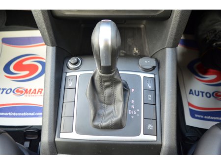 2020 Volkswagen Amarok STUNNING 3.0 V6 AUTO HIGHLINE-258BHP-PRICE INCLUDES VAT €39,995 thumbnail