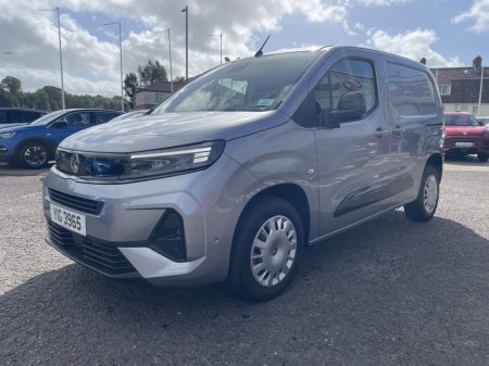 2025 Opel Combo Vauxhall Combo PRO 1.5 100BHP