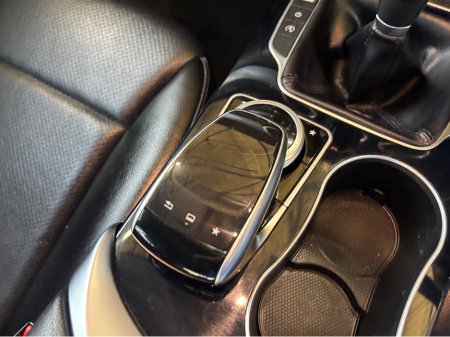 2017 Mercedes-Benz C Class - thumbnail 1