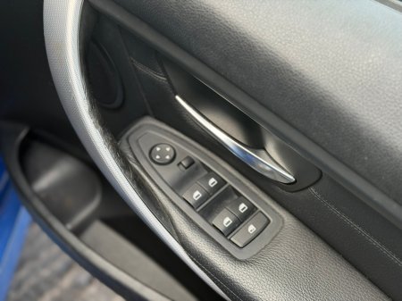 2014 BMW 3 Series - thumbnail 14