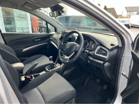 2025 Suzuki SX4 S-Cross 1.4 BOOSTERJET MIL €29,950 thumbnail