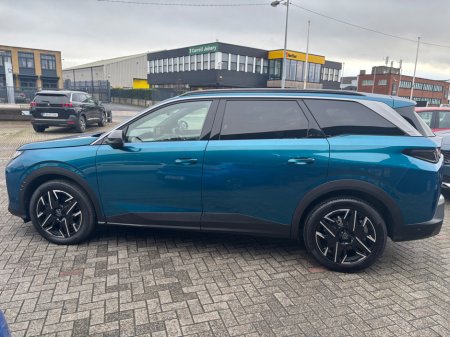 2025 Peugeot 5008 - thumbnail 8