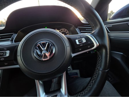 2019 Volkswagen Arteon 2.0 TSI R-LINE PANORAMIC SUNROOF 4MOTION 280BHP VIRTUALDASH FULL LEATHER HEATED ELECTRIC SEATS SAT NAV CARPLAY ANDROID AUTO BLIND SPORT PARKING SENSORS SELF PARKING ASSIST 360 CAMERA DYNAUDIO SOUND €31,500 thumbnail