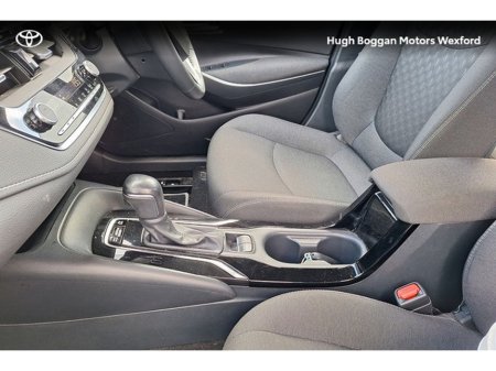 2023 Toyota Corolla COROLLA LUNA SALOON €27,950 thumbnail