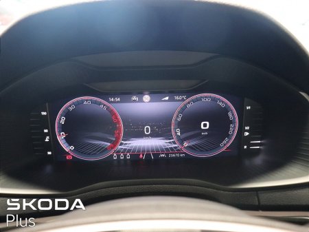 2024 Skoda Karoq SPORTLINE 2.0TDI 115HP €39,950 thumbnail