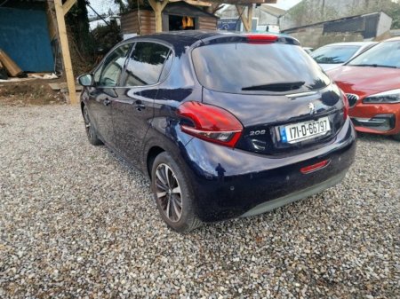 2017 Peugeot 208 1.2l Auto| Panoramic roof €10,950 thumbnail
