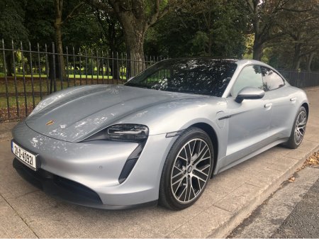 2021 Porsche Taycan PAN ROOF 350 kw 93 kwh €57,950