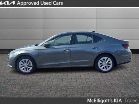 2022 Skoda Octavia - photo 6