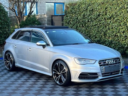 2015 Audi S3 QUATTRO 2.0 TFSI AUTO // OPENING PAN ROOF // LEATHER HEATED POWERED SPORT SEATS // 300 BHP €23,900 thumbnail