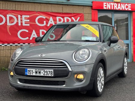 2015 MINI Hatch  €8,950 thumbnail