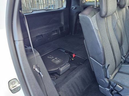 2018 Peugeot 5008 - thumbnail 14