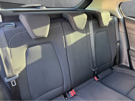 2019 Ford Focus 1.5 TDCI ZETEC 95PS 5DR €17,950 thumbnail