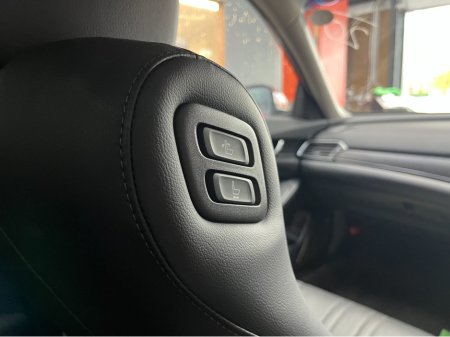 2020 BMW 5 Series - thumbnail 14