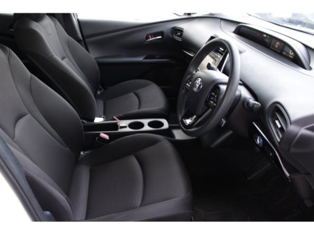 2020 Toyota Prius 2020 TOYOTA PRFIUS €19,950 thumbnail