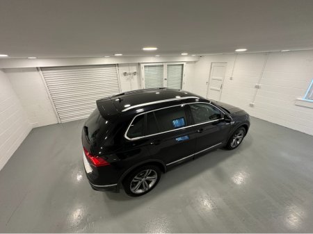 2019 Volkswagen Tiguan (191) TIGUAN 2.0TDI R LINE (LEATHER) DSG 4 MOTION LOW KMS VW/AUDI SPECIALISTS WWW.DENISDARCYCARS.IE €31,950 thumbnail