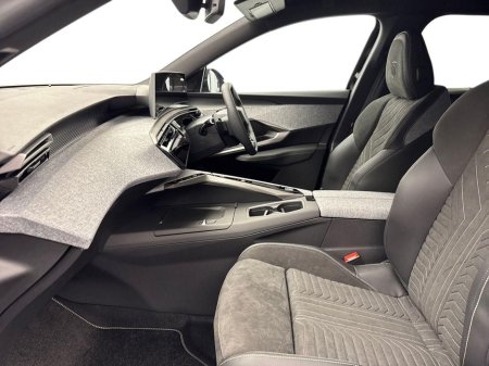 2026 Peugeot 5008 - view 2