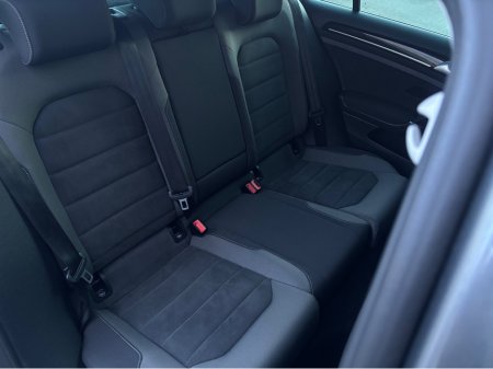 2017 Volkswagen Golf HIGHLINE 1.6 TDI MANUAL 5SPEED 5DR 115HP 5 €16,650 thumbnail