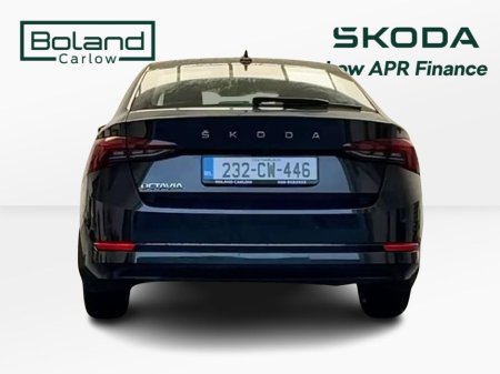 2023 Skoda Octavia - thumbnail 12