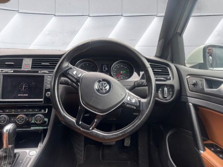 2015 Volkswagen Golf - thumbnail 10