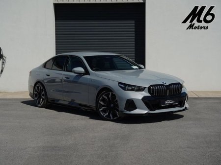 2025 BMW 5 Series 530E M SPORT *HARMON KARDON*