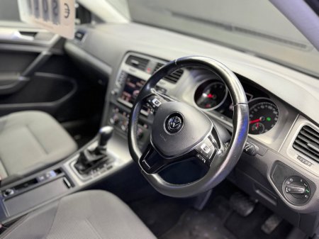 2015 Volkswagen Golf 1.2 TSI 110 bhp DSG Comfortline €12,999 thumbnail