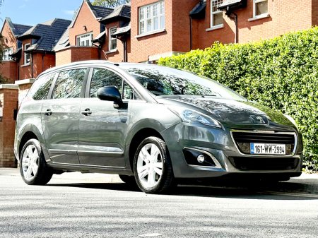 2016 Peugeot 5008 - thumbnail 9