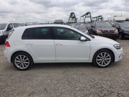 2018 Volkswagen Golf 182 TSI ComfortLine Tech-Edition €17,750 thumbnail