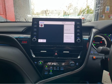 2021 Toyota Camry €27950 2021 TOYOTA CAMRY G 2.5 AUTOMATIC / CRUISE CONTROL / REVERSE CAMERA / HEATED SEATS AND MORE €27,950 thumbnail