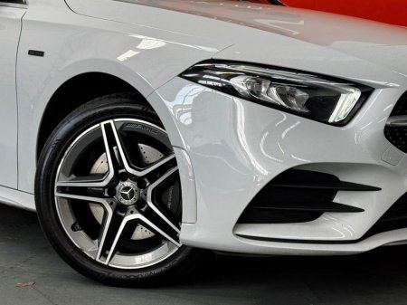 2020 Mercedes-Benz A Class - thumbnail 2