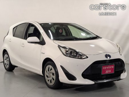 2019 Toyota Aqua 1.5 HYBRID 5 DR €13,880 thumbnail