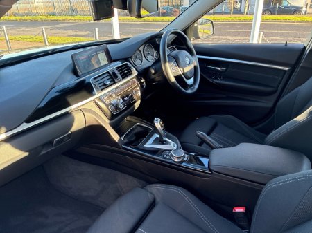 2017 BMW 3 Series 2.0 L Petrol plug-In Hybrid Automatic €19,950