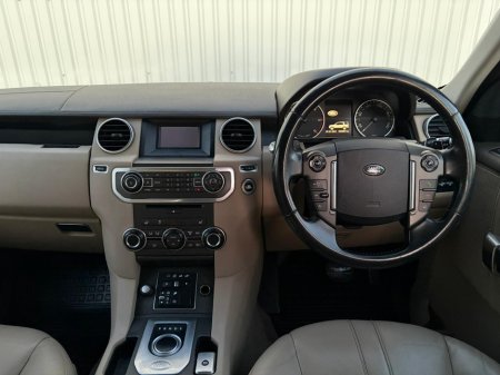 2016 Land Rover Discovery - thumbnail 14