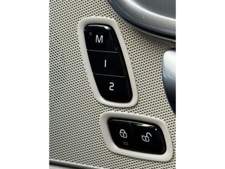 2019 Volvo S90 D4 190hp Momentum Geartronic thumbnail