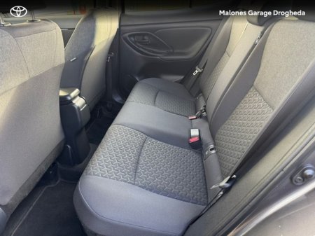 2023 Toyota Yaris Cross - thumbnail 7