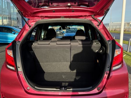 2017 Honda Fit 1.5L Petrol Hybrid Automatic thumbnail