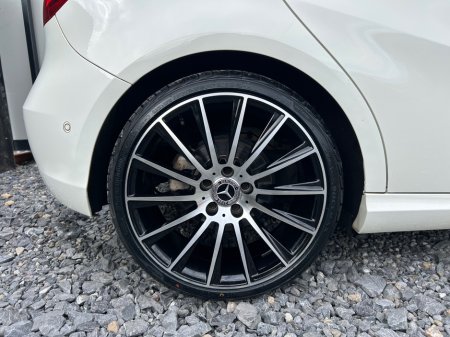 2016 Mercedes-Benz A Class - thumbnail 9