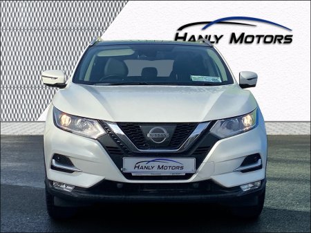 2017 Nissan Qashqai 1.2 SV CVT PREMIUM PAR PART LE 4DR €15,995