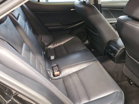 2015 Lexus IS 300 h 300h Executive thumbnail