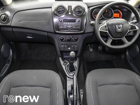 2019 Dacia Sandero - view 2