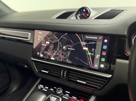 2023 Porsche Cayenne PLATINUM ED 3.0 V6 E-HYBRID *HUGE SPEC* €87,990 thumbnail