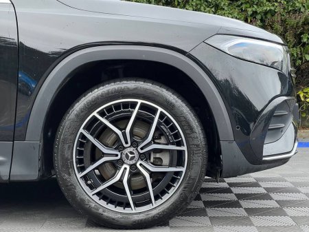 2024 Mercedes-Benz EQB EQB350 4MATIC AMG-LINE PREMIUM 7-SEATER // OPENING PAN ROOF // VIRTUAL COCKPIT // AMBIENT LIGHTING €39,900 thumbnail